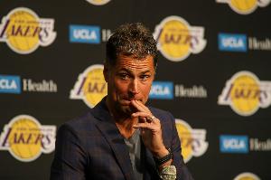 NBA勇士vs篮网_NBA勇士vs篮网高清无广告_NBA勇士vs篮网流畅直播入口